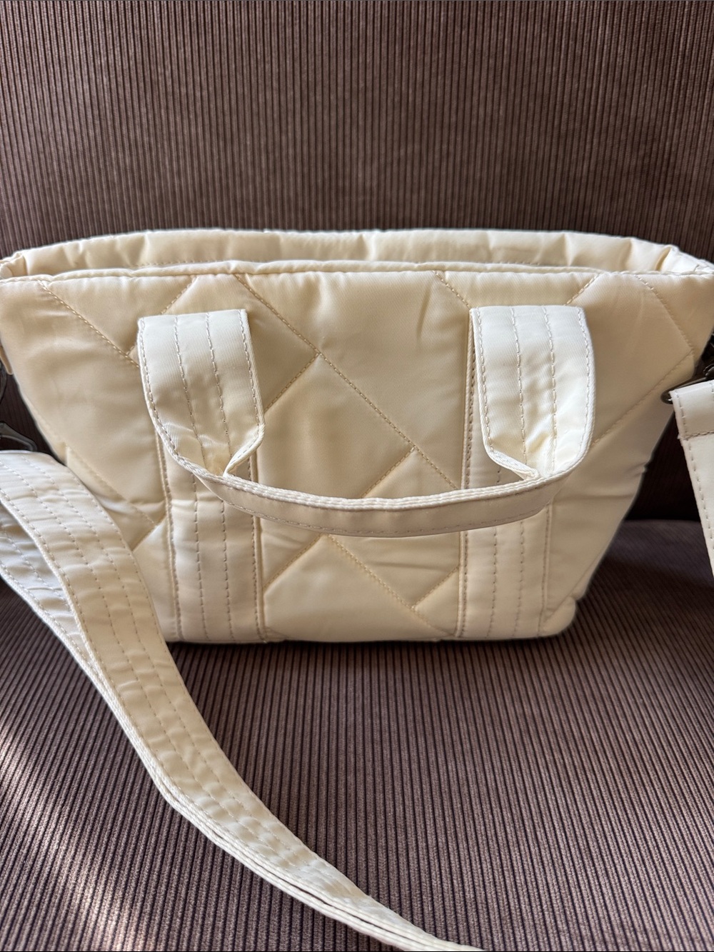 lug Dory Mini Cream Crossbody Tote - Picture 3 of 9